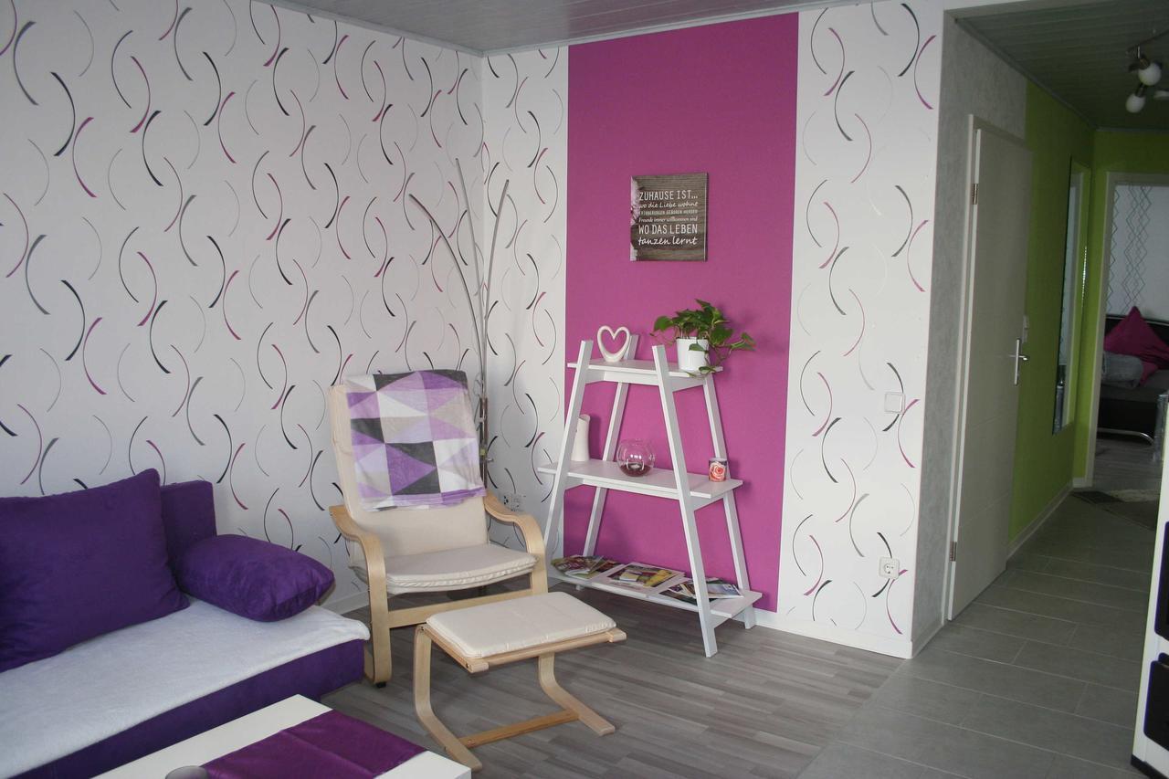 Ferienwohnung Spatzennest In エデスハイム エクステリア 写真